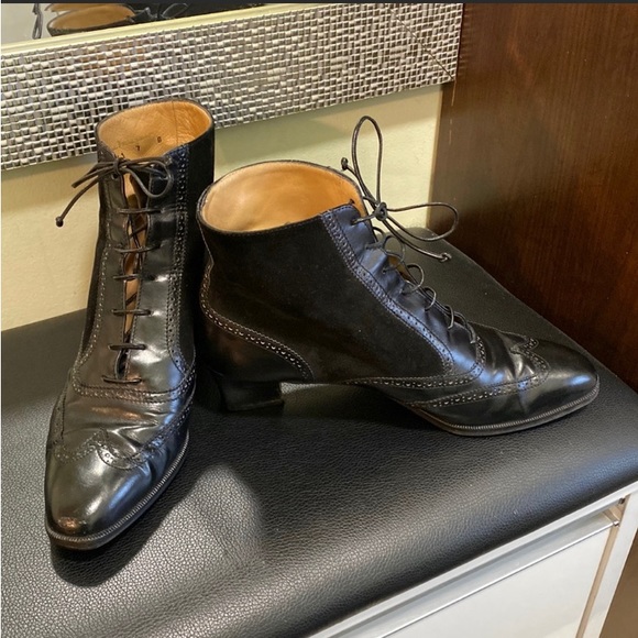 Authentic Salvatore Ferragamo boots good condition , size 7 - Picture 3 of 14